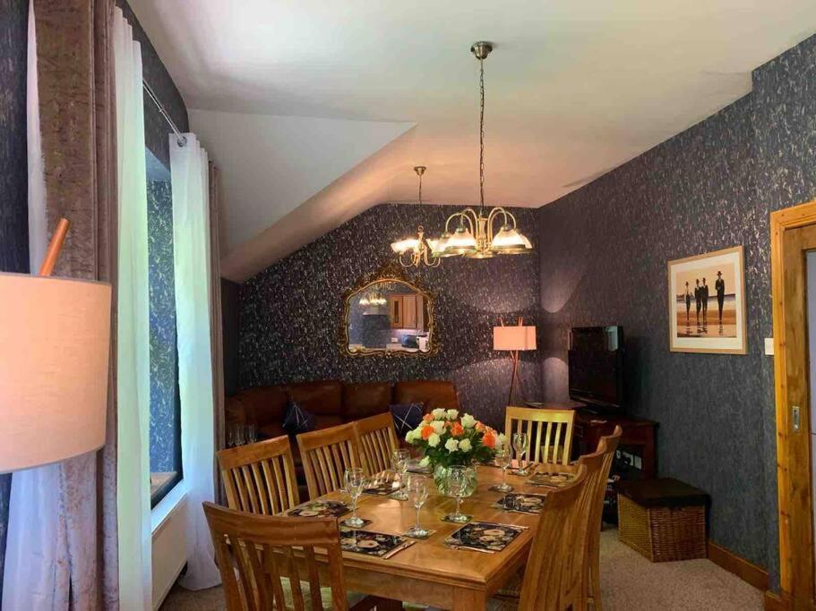 Chandlers Apartment Ascog Exterior foto