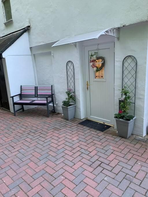 Chandlers Apartment Ascog Exterior foto